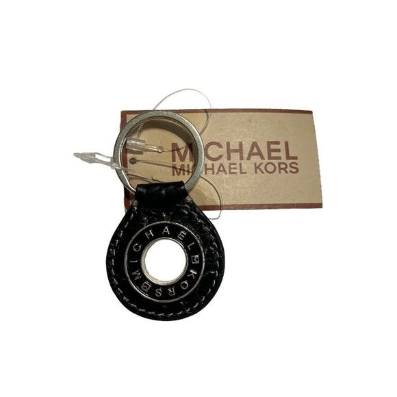 Michael Kors *NWT* ( VINTAGE) Keychain - Picture 3 of 5